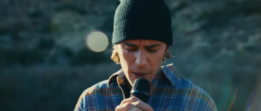 Джастин Бибер песня «Lonely»