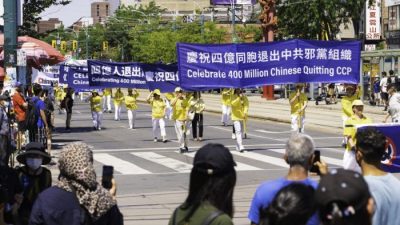 Массовое движение «Туйдан» освобождает китайцев от коммунистического рабства