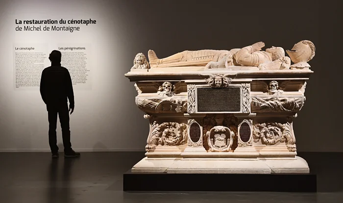 Надгробие Мишеля де Монтеня в Музее древностей в Бордо. Его личной заботой было умереть достойно, спокойно и терпеливо. (Жан-Жером Божеан/Public domain)