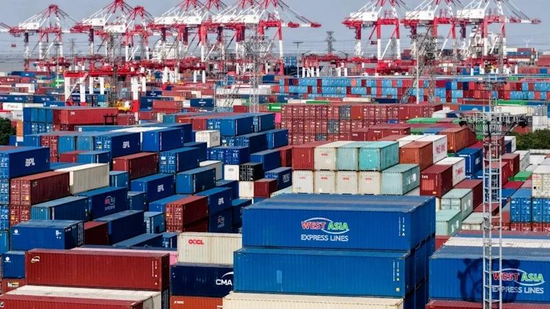 Рост торгового дисбаланса усиливает мировое сопротивление экспортной политике Китая