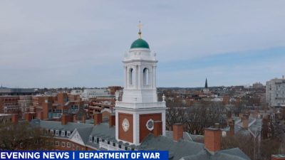 Пентагон разорвёт академические связи с Гарвардом