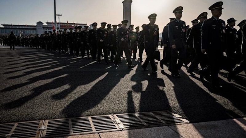 Красное цунами: тихая угроза, которая может лишить граждан свободы