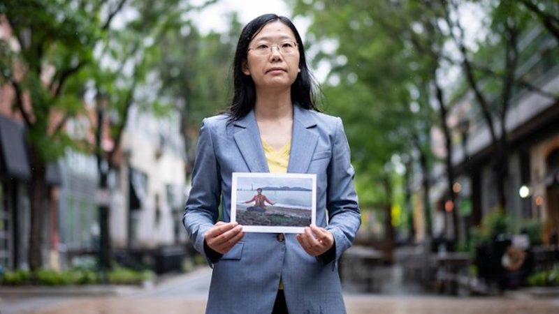Гражданка США обратилась за помощью после того, как китайская полиция задержала её мать за приверженность вере