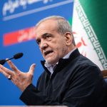 Президент Ирана заявляет, что Тегеран не стремится к созданию ядерного оружия