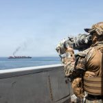 ВМС США предупреждают об «опасных военных действиях» в Ормузском проливе