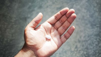 Почему антидепрессанты помогают одним, а другим — нет