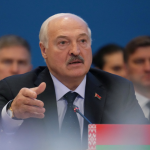 Президент Беларуси заявил, что Украина и Россия должны пойти на компромисс ради мира