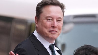 Триллионер, которого стоит отметить
