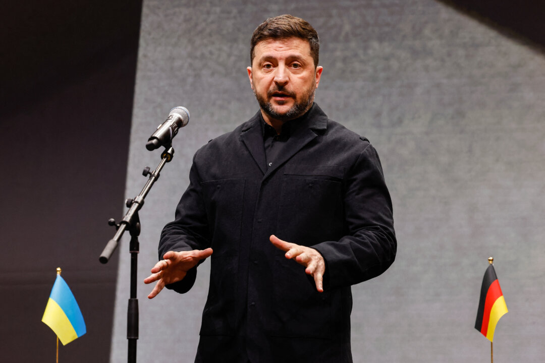 Зеленский заявил, что Россия передала Ирану спутниковые снимки американских баз