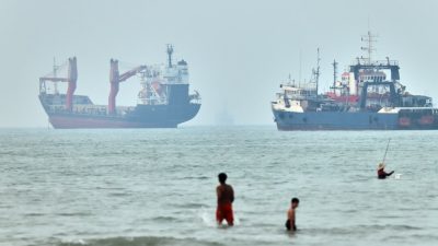 Цены на нефть достигли шестинедельного максимума на фоне эскалации конфликта между США и Ираном