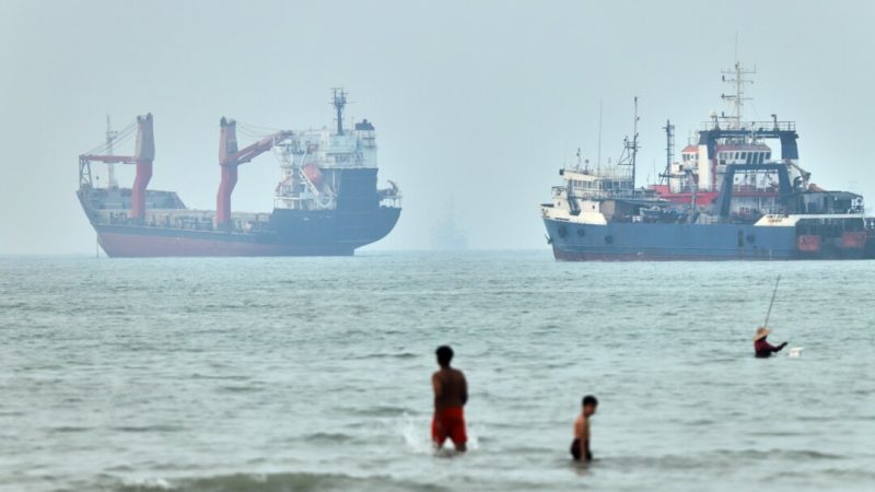 Цены на нефть достигли шестинедельного максимума на фоне эскалации конфликта между США и Ираном