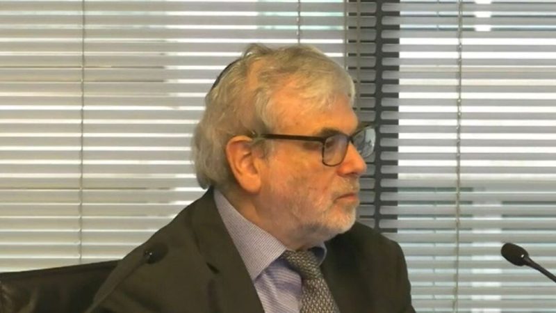 Профессор-еврей опасался теракта, когда протестующие окружили его кабинет: расследование