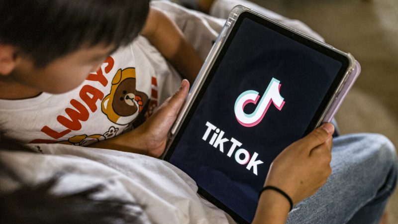 TikTok обвиняют в нарушении правил ЕС по обеспечению безопасности детей в интернете