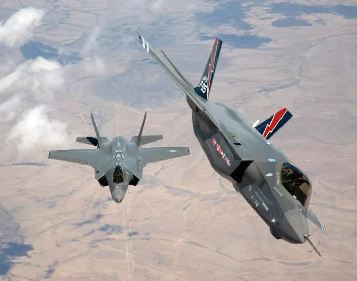 Истребители F-35 от оборонного предприятия Lockheed Martin. (Архивное изображение)