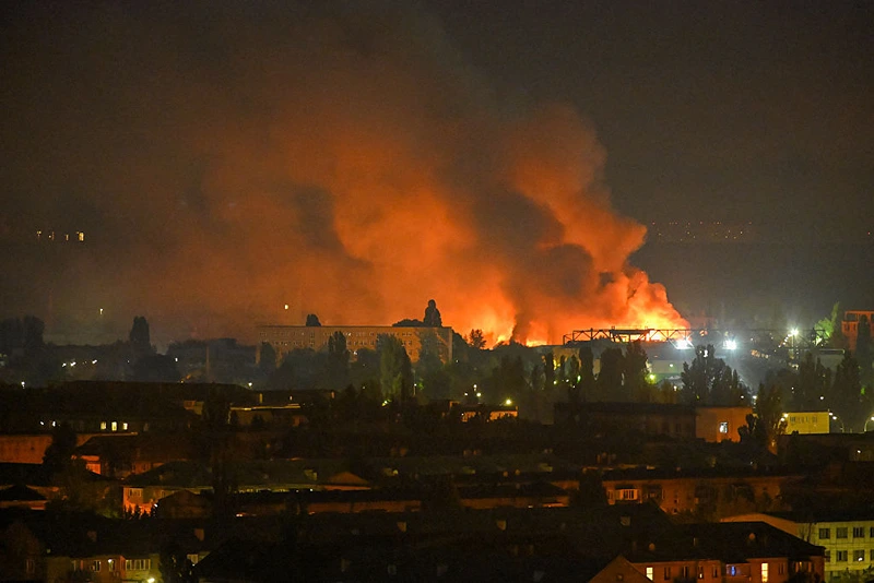 Кадры атаки России на Киев, 5 августа 2026 г. | Фото: Евгений Котенко / AFP через Getty Images | Epoch Times Media