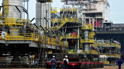 Китайским покупателям иранской нефти грозят еще более жесткие санкции США
