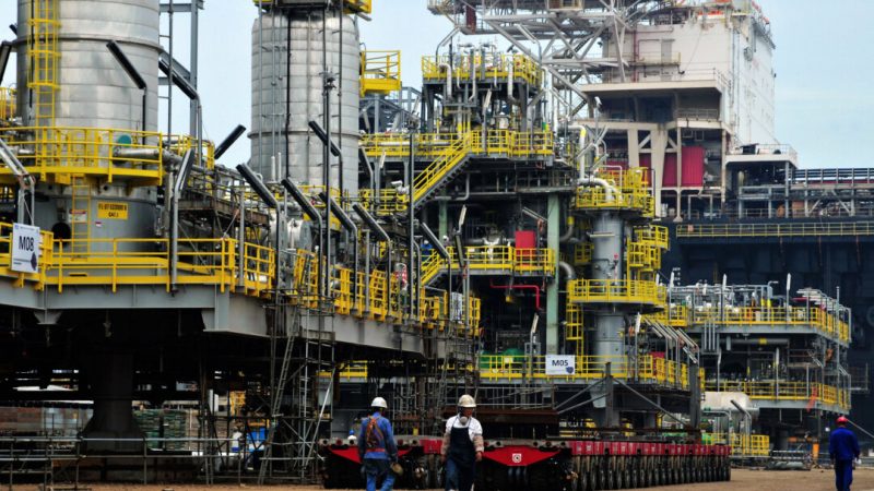 Китайским покупателям иранской нефти грозят еще более жесткие санкции США