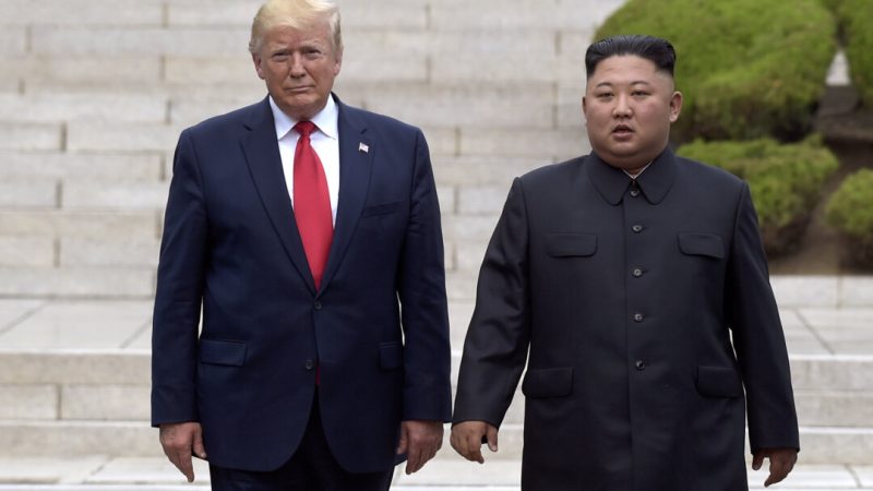 Трамп заявил, что планирует встретиться с северокорейским лидером в этом году