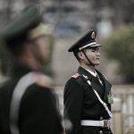 Китайский диссидентка, спасенная в Канаде, призывает к бдительности в отношении вмешательства КПК и транснациональных репрессий
