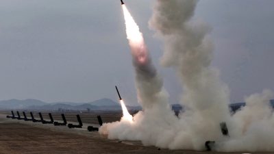Северная Корея выпустила 10 баллистических ракет в рамках сокращённых американо-южнокорейских учений