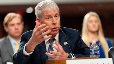 Райт заявил, что США увеличат объемы переработки нефти на нефтеперерабатывающих заводах на фоне продолжающихся перебоев в работе Ормузского пролива