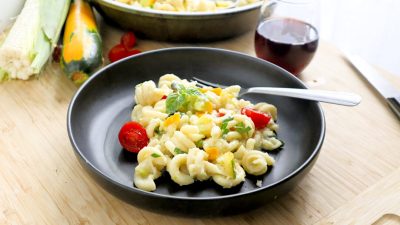 Паста со сладкой кукурузой и цуккини — это вкус лета!