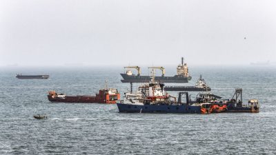 США объявили об открытии судоходных путей в Ормузском проливе после разминирования Ирана