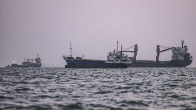 Трамп заявил, что страны должны возместить США расходы за помощь в Ормузском проливе
