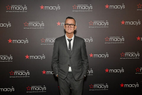 Стивен Колб, генеральный директор CFDA, посетил мероприятие Macy's, посвященное американским дизайнерам, организованное в партнерстве с CFDA, которое состоялось в универмаге Macy's Herald Square в Нью-Йорке 8 сентября 2026 года. (Славен Власич/Getty Images для Macy's) | Epoch Times Media